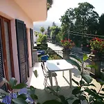 Daire La Gatta Viola Stresa