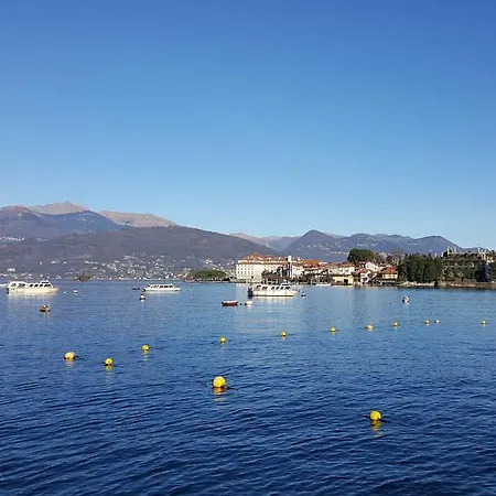 La Gatta Viola * Stresa